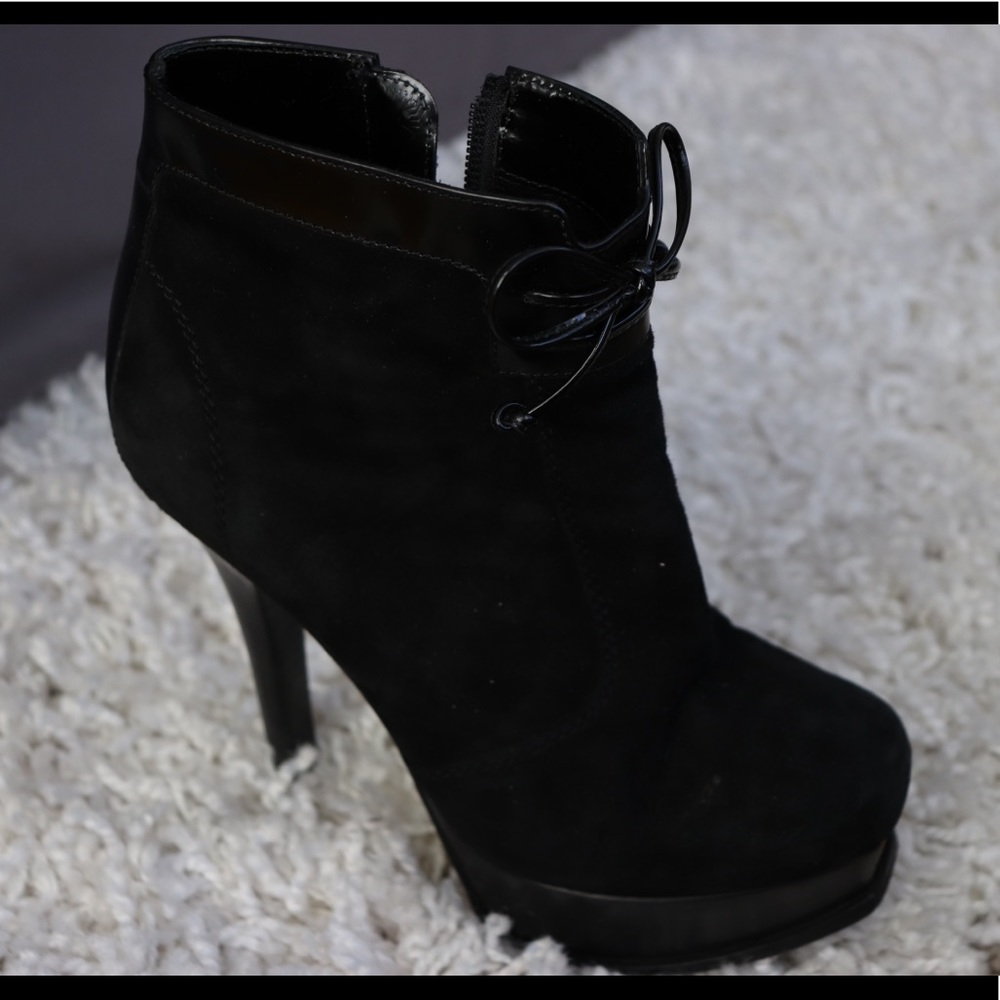 Fendi Leather Booties